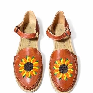 Mexican Huaraches with Sunflower Embroider